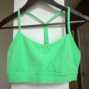 Sz 6 lululemon Flow Y Bra Nulu Light Support, A-C Cups